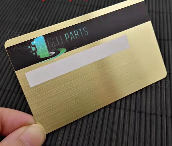 כרטיס מתכת איכותי לצריבה במכונת לייזר GOLD BRUSHED