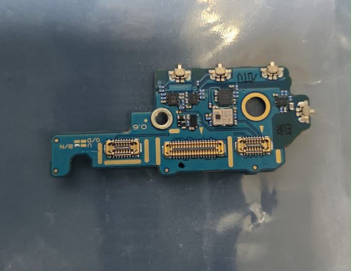 פלט כרטיס משני GALAXY FOLD 6 / F956B